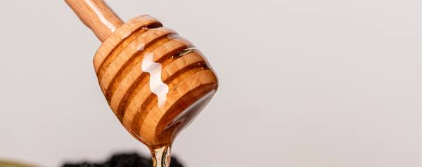 Manuka Honey vs Raw Honey: What's the Difference and Which Should You Choose?